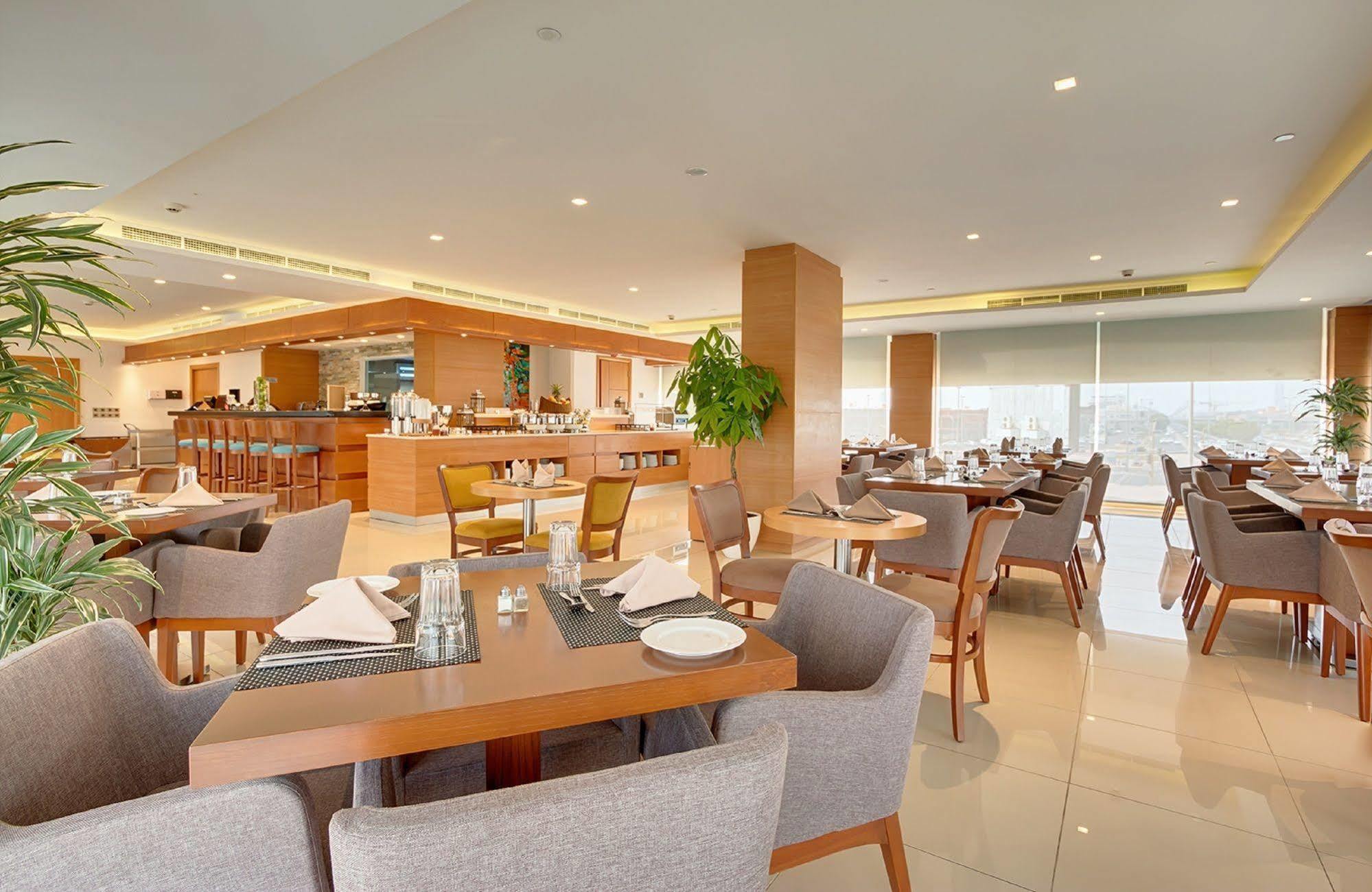 Spectrums Al Salamah Yidda Exterior foto